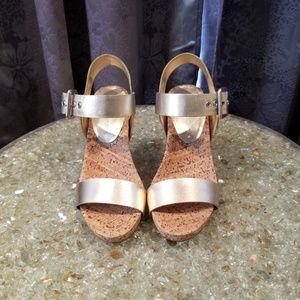 BCBGeneration Brandee Wedges